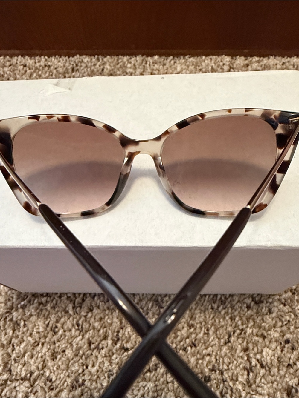 Prada Tortoiseshell Cat-Eye Sunglasses with Brown Gradient Lenses, box inc - Picture 4 of 11